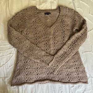 American Eagle taupe sweater